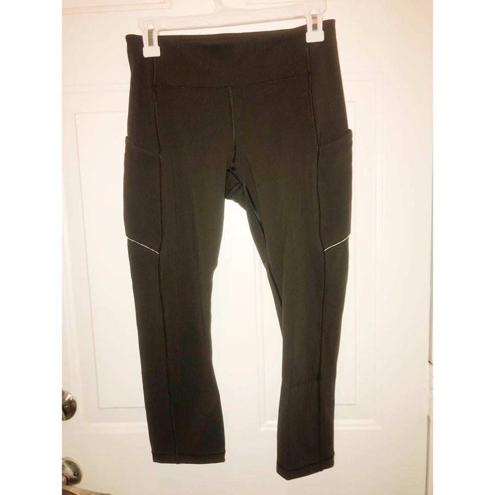 Lululemon 7/8 Speed Up leggings Olive green size 6